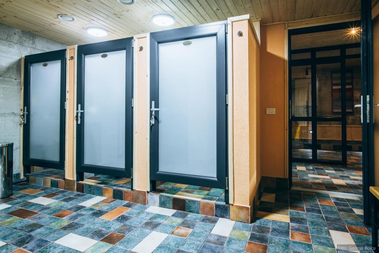 La Conac In Bucovina Hotell Gura Humorului Exteriör bild