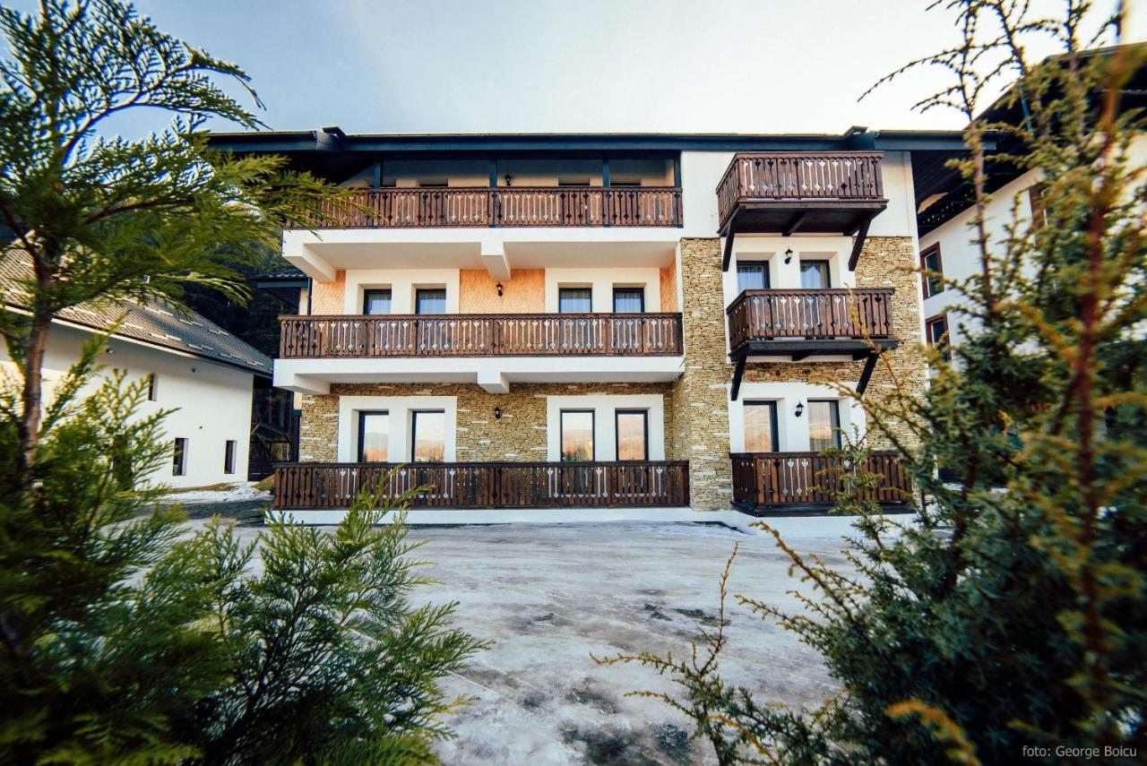 La Conac In Bucovina Hotell Gura Humorului Exteriör bild