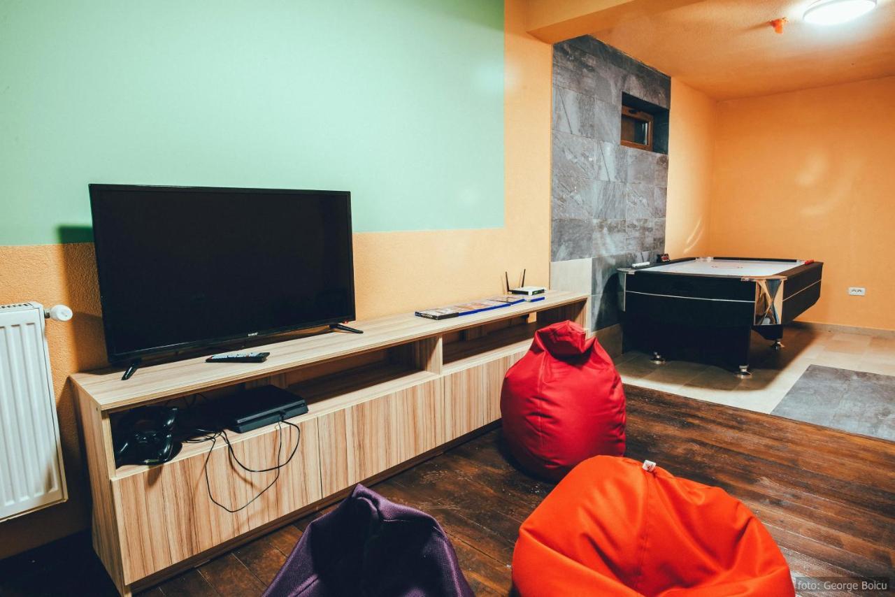 La Conac In Bucovina Hotell Gura Humorului Exteriör bild