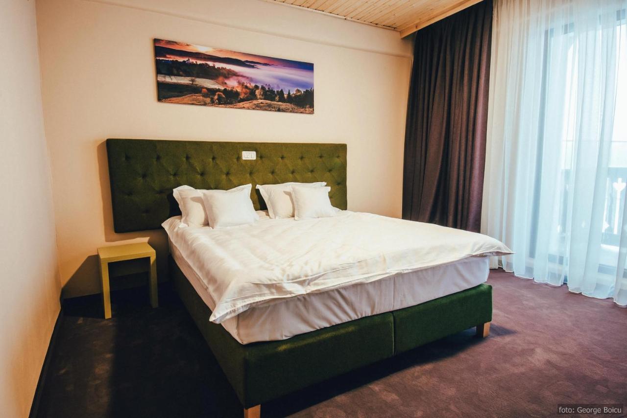 La Conac In Bucovina Hotell Gura Humorului Exteriör bild