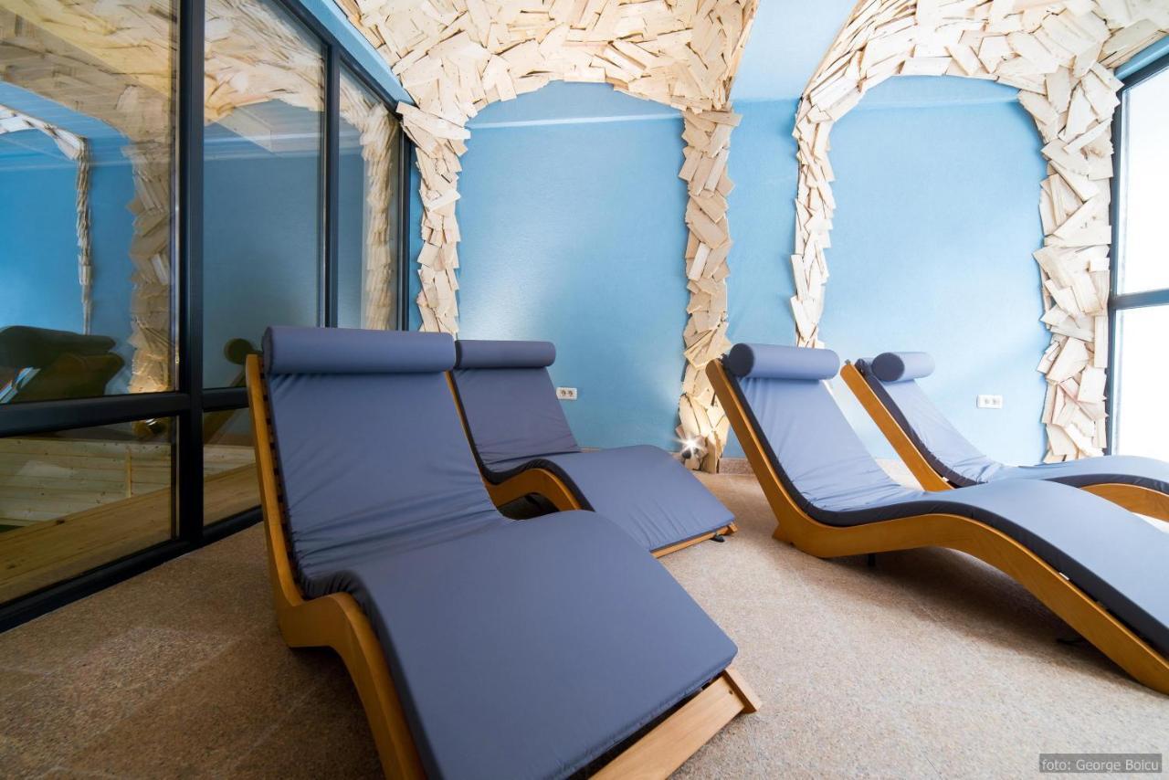 La Conac In Bucovina Hotell Gura Humorului Exteriör bild